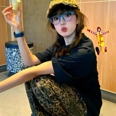 我的女友比我帅